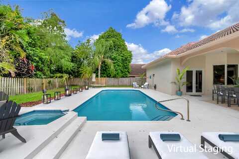 13645 Folkestone Court, Wellington, FL 33414