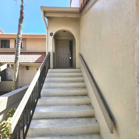 5660 Coach House Circle, Boca Raton, FL 33486