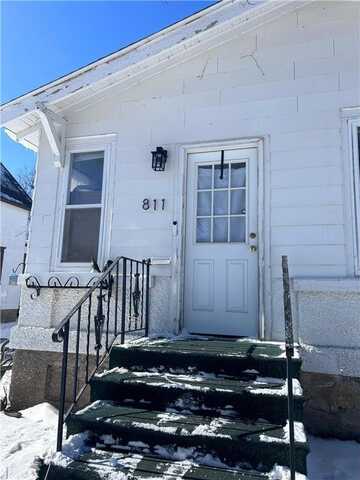811 6th Street NW, Austin, MN 55912
