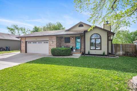 330 N Whispering Pines St, Wichita, KS 67212