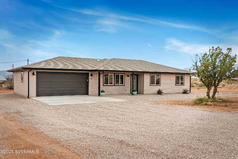 180 S Bright Star Lane, Cornville, AZ 86325