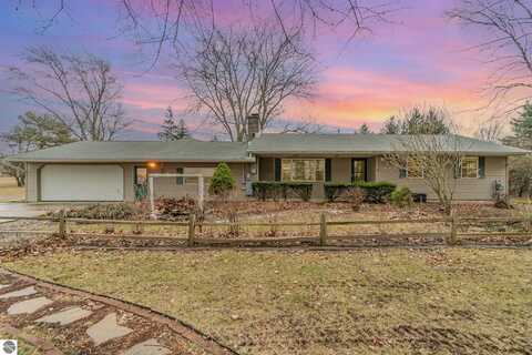 7888 E Broomfield Road, Mount Pleasant, MI 48858