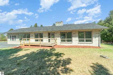 166 W M-55, Tawas City, MI 48763