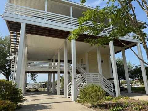 82 Royster Drive, Crawfordville, FL 32327