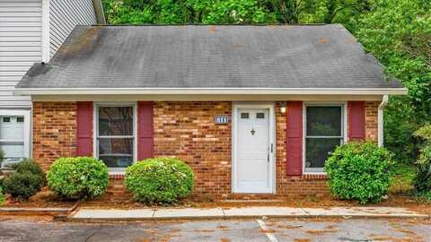 811 Brickwood Court, Winston Salem, NC 27127