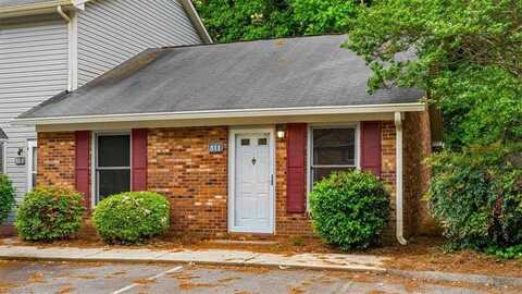 811 Brickwood Court, Winston Salem, NC 27127
