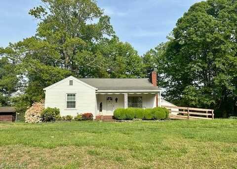 3513 Berchfield Drive, Winston Salem, NC 27127