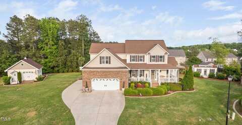48 Falling Oak Court, Clayton, NC 27520