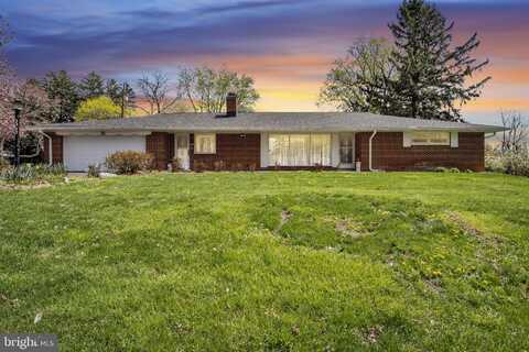 33 N SAINT JOHNS DRIVE, CAMP HILL, PA 17011