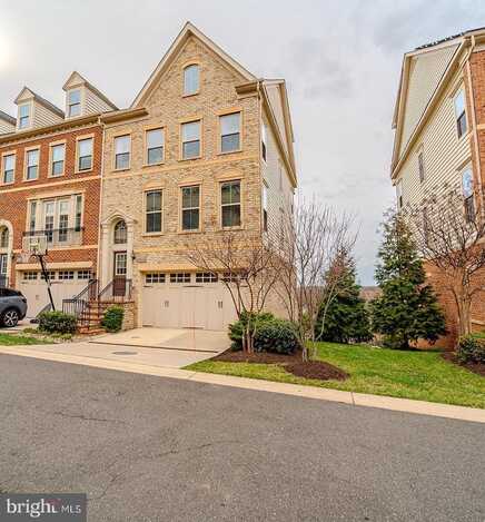 3110 CITYSCAPE DRIVE NE, WASHINGTON, DC 20018