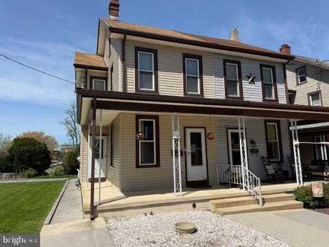 411 E CHESTNUT STREET, LEBANON, PA 17042