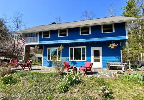 2366 Glasco Tpk., Woodstock, NY 12498