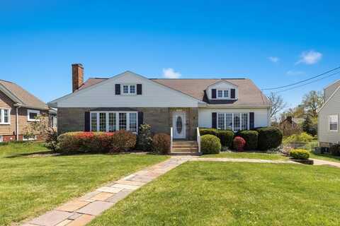 144 Ridgecrest Road, Wheeling, WV 26003