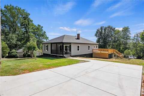 231 Mountain Crest Drive, Easley, SC 29640