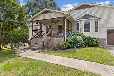 547 Crest Drive, Easley, SC 29640