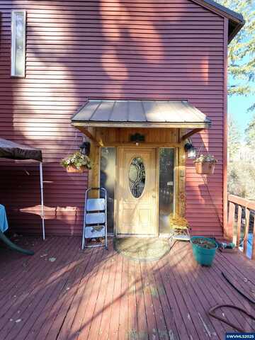 23197 SE Santiam Wy, Lyons, OR 97358