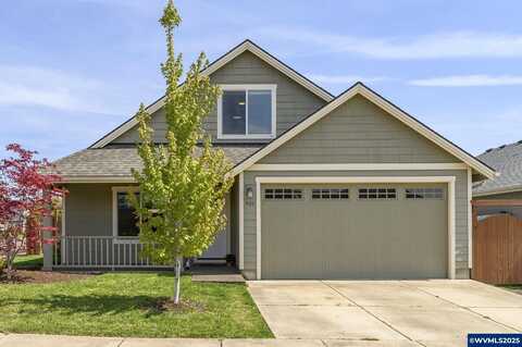 460 SE Wiens St, Dallas, OR 97338