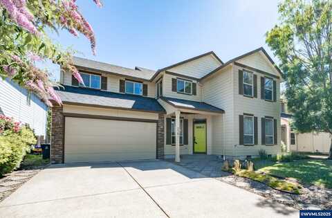 2381 Mountain River Dr, Lebanon, OR 97355
