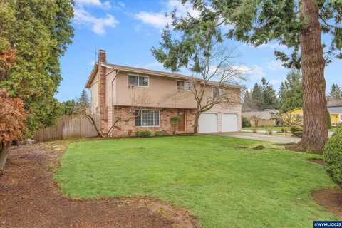 1410 N Oak St, Canby, OR 97013