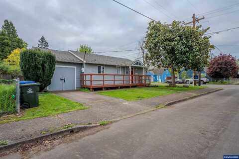 990 24th St SE, Salem, OR 97301