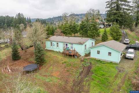 22 N Main St, Falls City, OR 97344