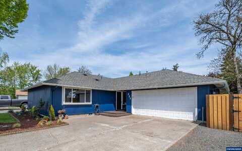 555 S 16th St, Lebanon, OR 97355