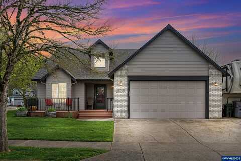 1745 SE 10th Pl. Pl, Canby, OR 97013