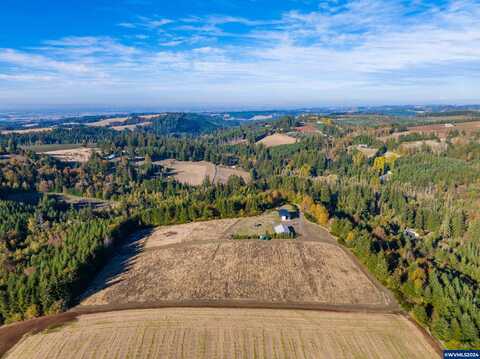 17494 Powers Creek Loop Rd NE, Silverton, OR 97381