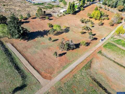 7805 Wildberry Ln, Salem, OR 97306