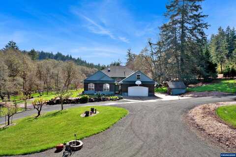 24605 Daisy Dr, Philomath, OR 97370