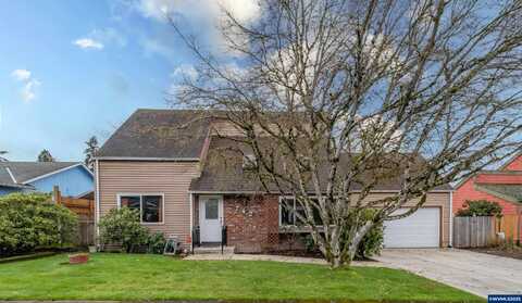 742 Harmony St, Lebanon, OR 97355