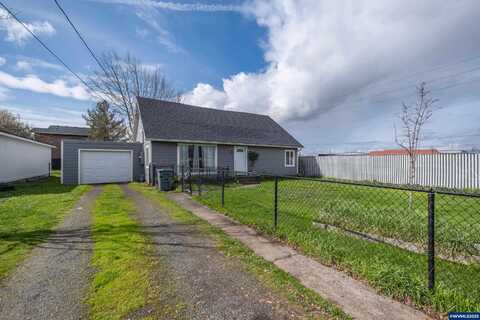 150 S 11th St, Lebanon, OR 97355