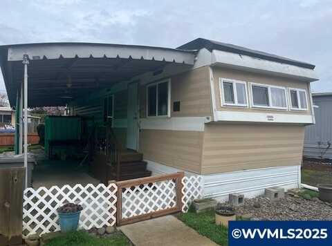 16901 SE Division St, Portland, OR 97236
