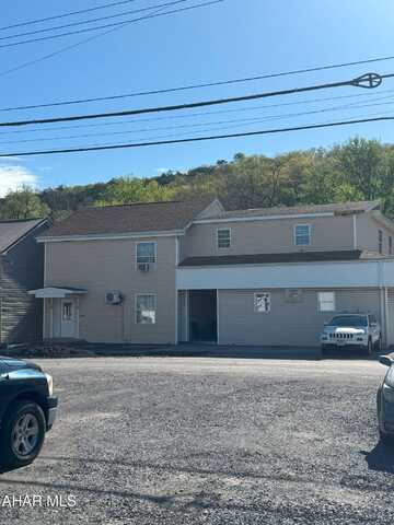 2754 Everett Road, East Freedom, PA 16637