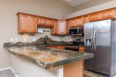5656 Sapphire Loop, Anchorage, AK 99504