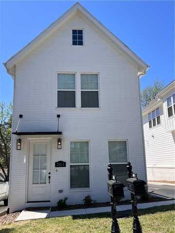 251 S Church AVE, Fayetteville, AR 72701