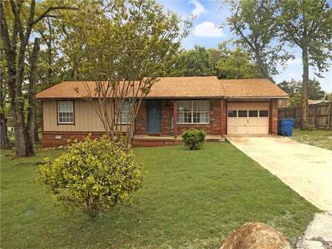 1900 Hallmark CIR, Mountain Home, AR 72653