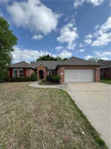 3232 W Drakestone ST, Fayetteville, AR 72704
