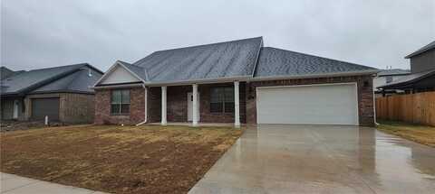 240 Vicks CIR, Centerton, AR 72719