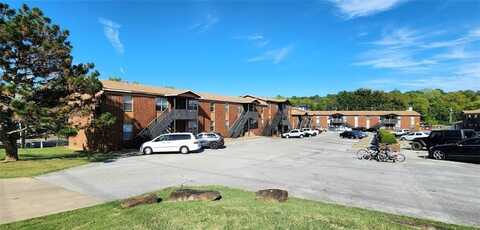 920 N Leverett AVE Unit #825, Fayetteville, AR 72701