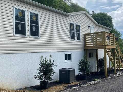 82 Sparta, Morris, PA 15329