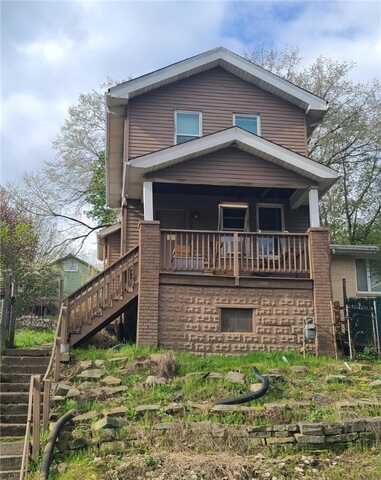211 Hickory St, McKees Rocks, PA 15136