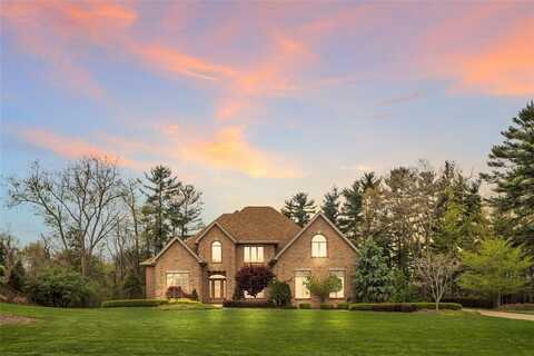 7020 Fair Oaks Drive, Murrysville, PA 15632