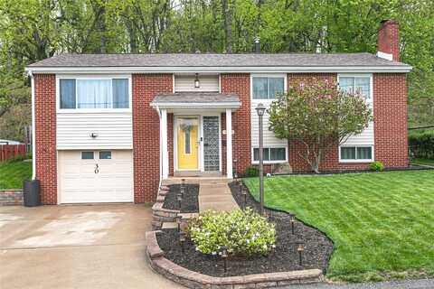 30 Edinburg Dr, Penn Hills, PA 15235