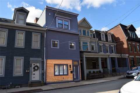 5307 Carnegie St, Lawrenceville, PA 15201