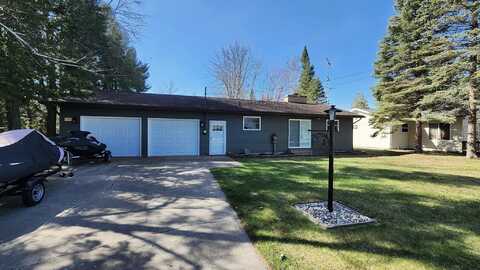947 Iroquois Avenue, Prudenville, MI 48651