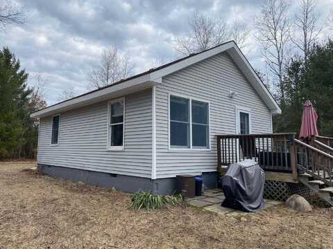 4101 CenterLine Road, Lewiston, MI 49756
