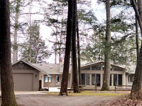 2050 Danish Landing Road, Grayling, MI 49738