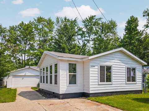 12320 E Houghton Lake Drive, Houghton Lake, MI 48629