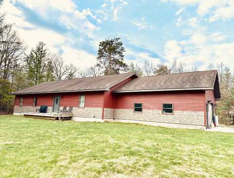 10413 Hammond Drive, Atlanta, MI 49709
